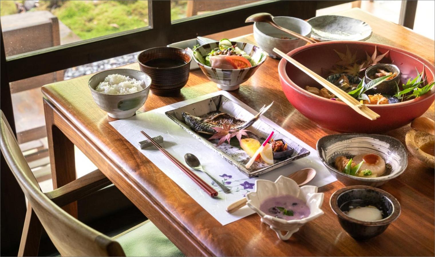 Nihon-No-Ashitaba Hotel Yufu Eksteriør billede