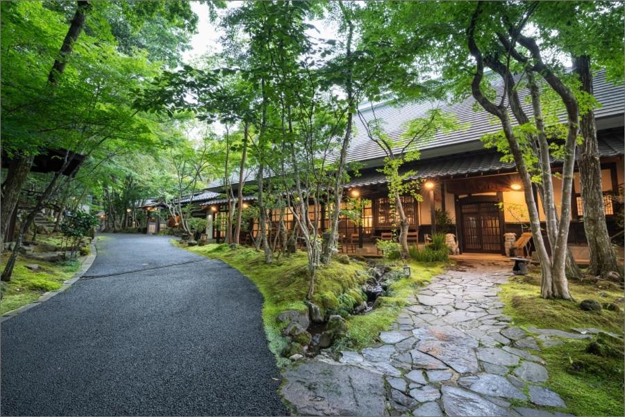 Nihon-No-Ashitaba Hotel Yufu Eksteriør billede